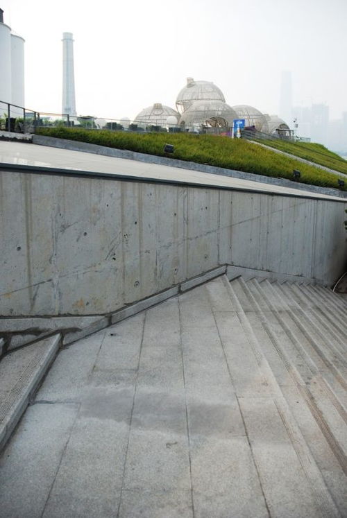 廣州珠江啤酒廠景觀改造項(xiàng)目 塑木景觀材料的創(chuàng)新應(yīng)用